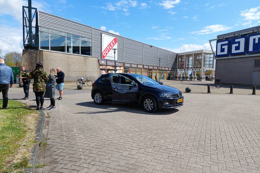 Scooterrijder gewond bij botsing met auto