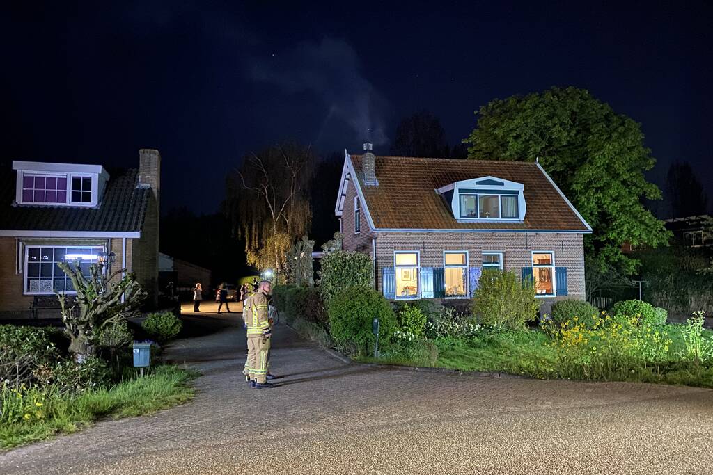 Schoorsteenbrand snel onder controle