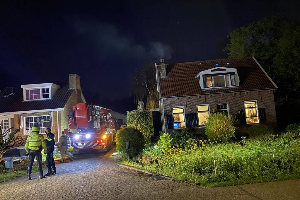 Schoorsteenbrand snel onder controle