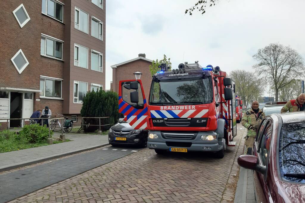Brand in portiekflat snel geblust