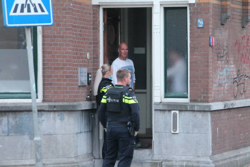 Politie doet onderzoek naar overval op woning