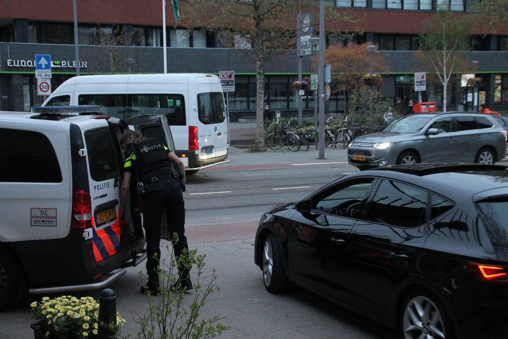 Politie doet onderzoek naar overval op woning