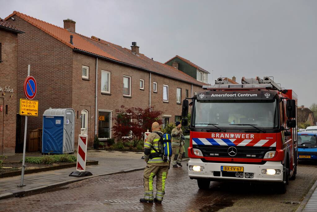 Onderzoek naar gaslekkage in wegdek