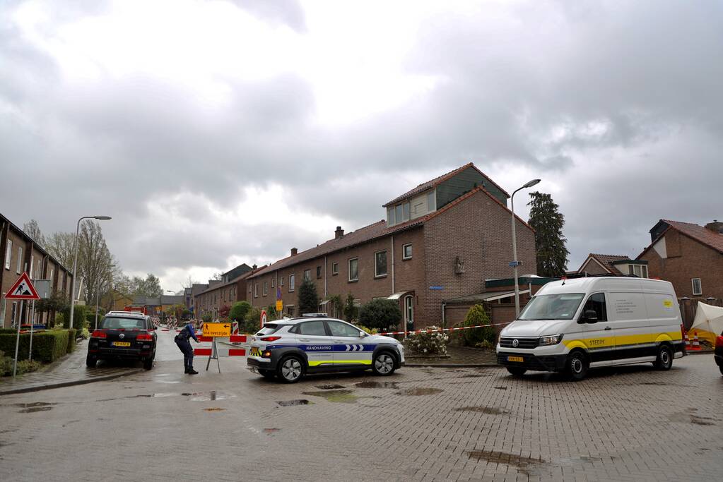 Onderzoek naar gaslekkage in wegdek