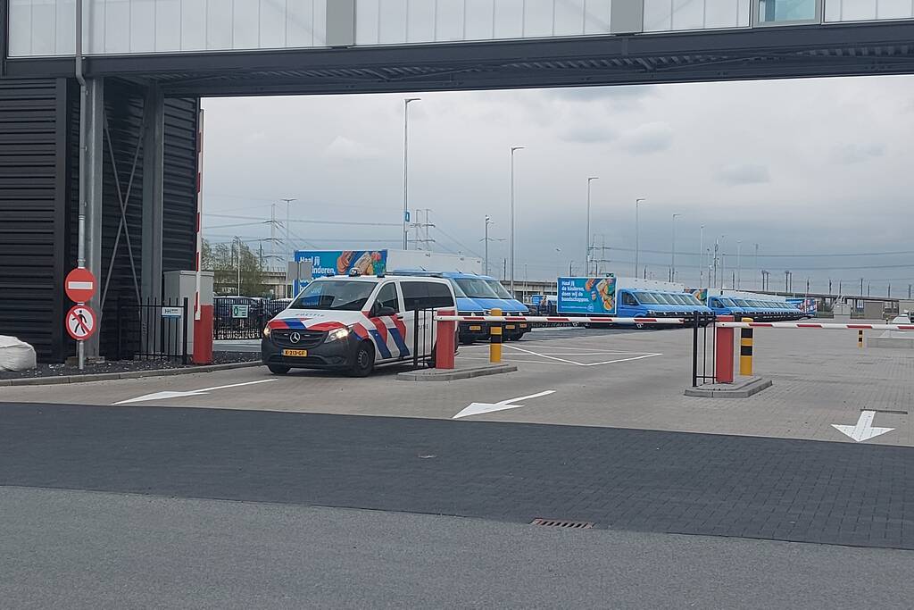 Inzet hulpdiensten bij distributiecentrum Albert Heijn