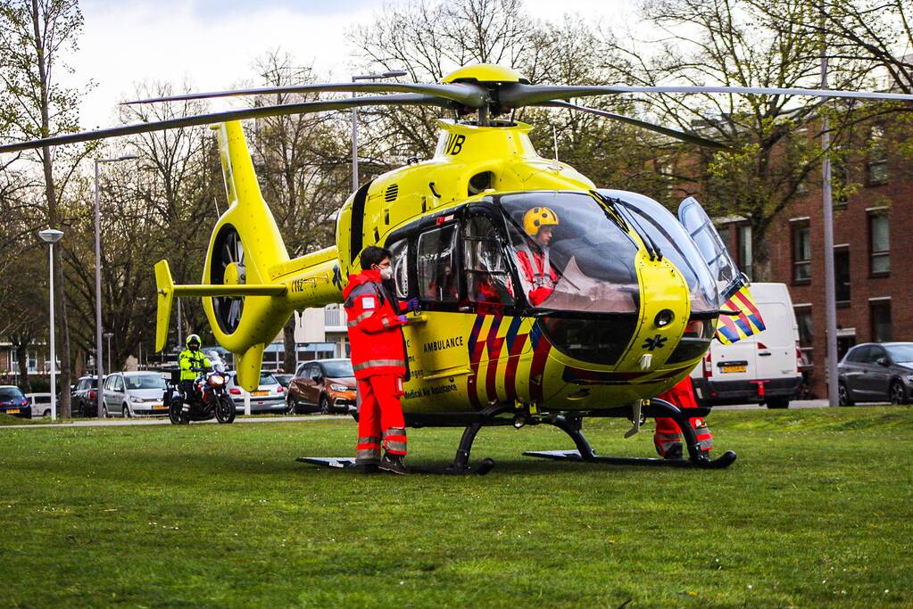 Traumahelikopter ingezet bij incident in woning