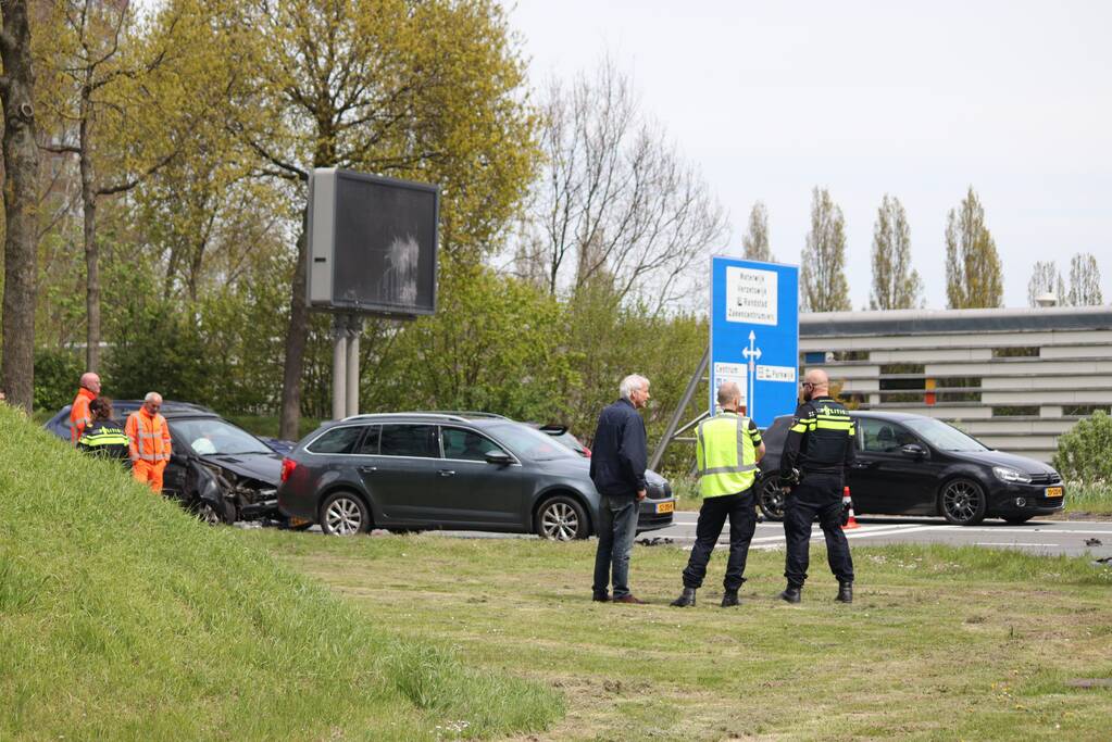 Flinke schade bij ongeval op kruising