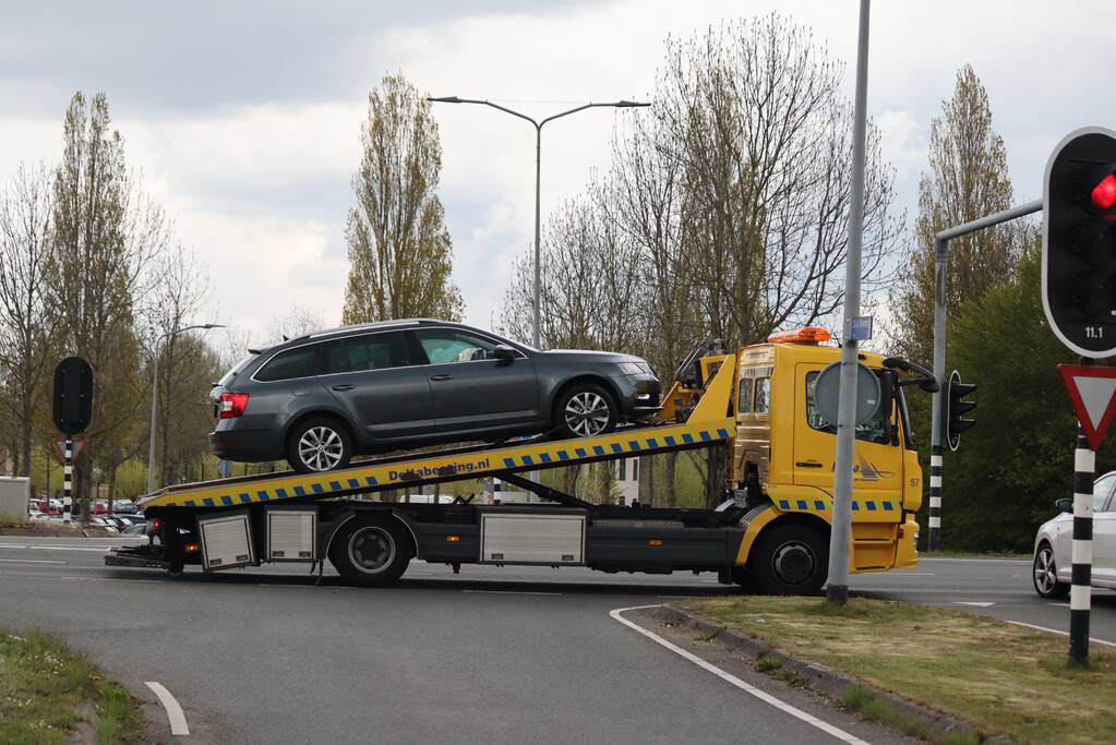 Flinke schade bij ongeval op kruising