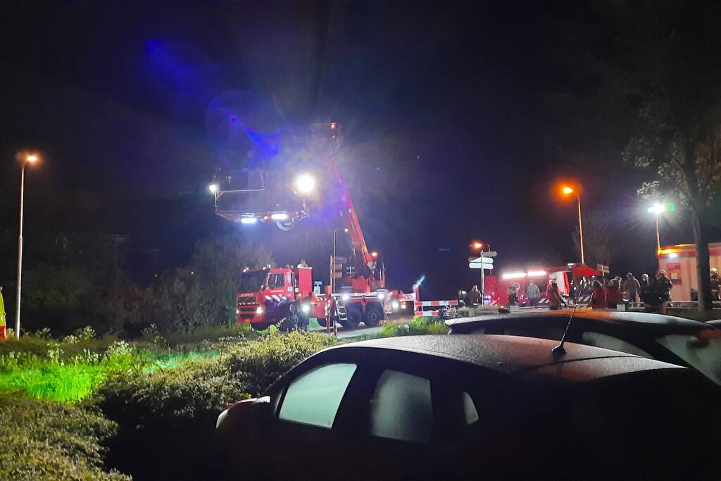 Zoektocht naar gevonden fiets in water