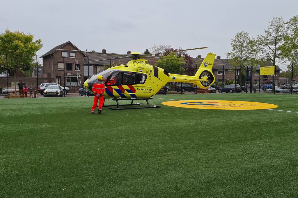 Fietser ernstig gewond bij aanrijding