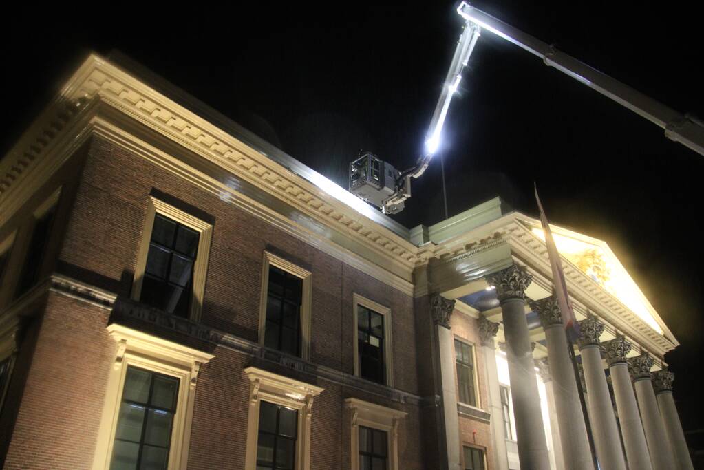 Onderzoek naar vonkenregen bij rechtbank