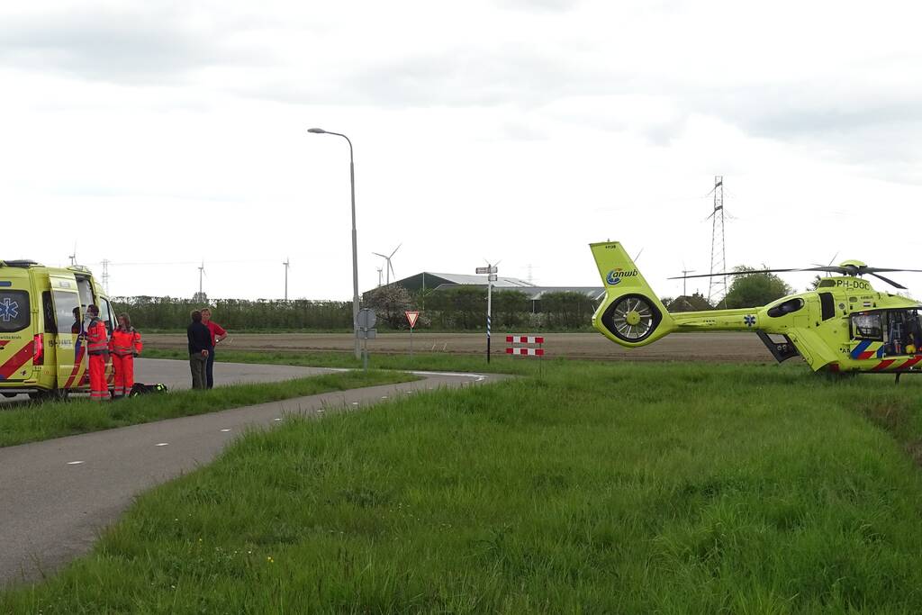 Traumahelikopter landt voor rendez-vous