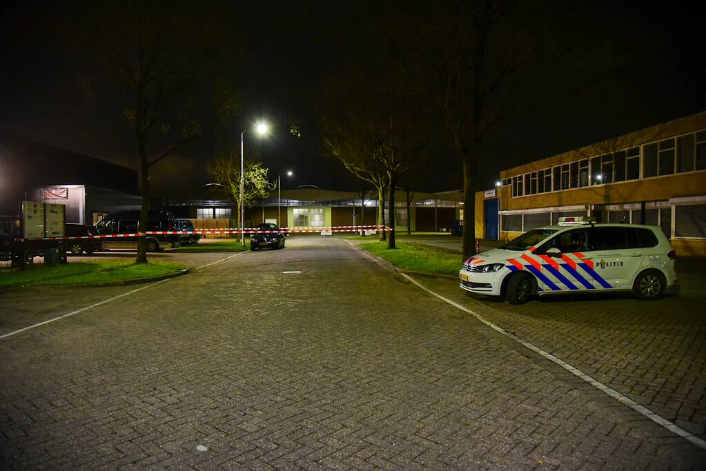 Stoffelijk overschot aangetroffen in autogarage