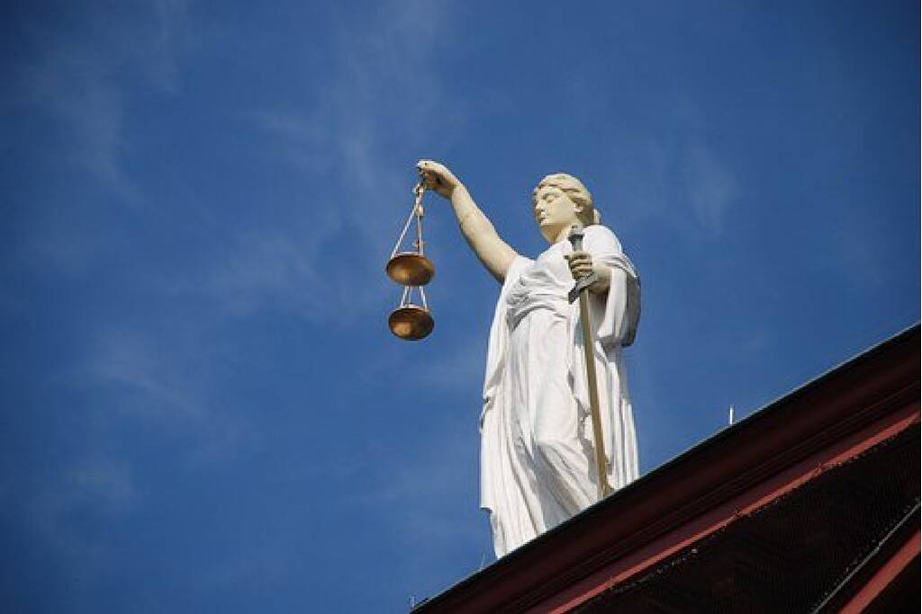 TBS met dwangverpleging voor neersteken drie personen