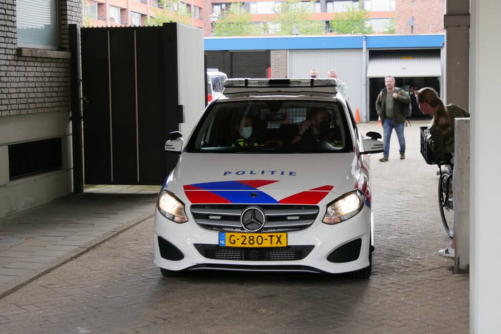 Politiebureau ontruimd na inleveren mogelijk explosief