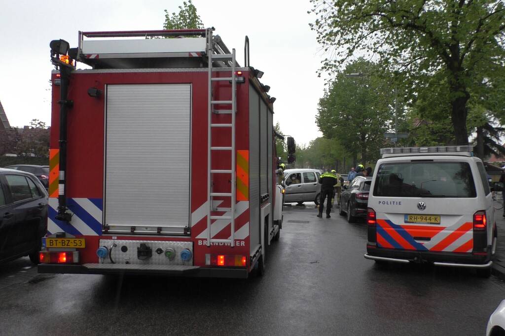 Flinke schade bij botsing op kruising