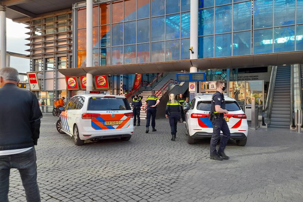 Persoon met mes op zak aangehouden bij station