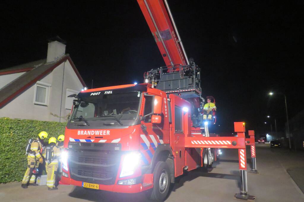 Schoorsteenbrand snel onder controle