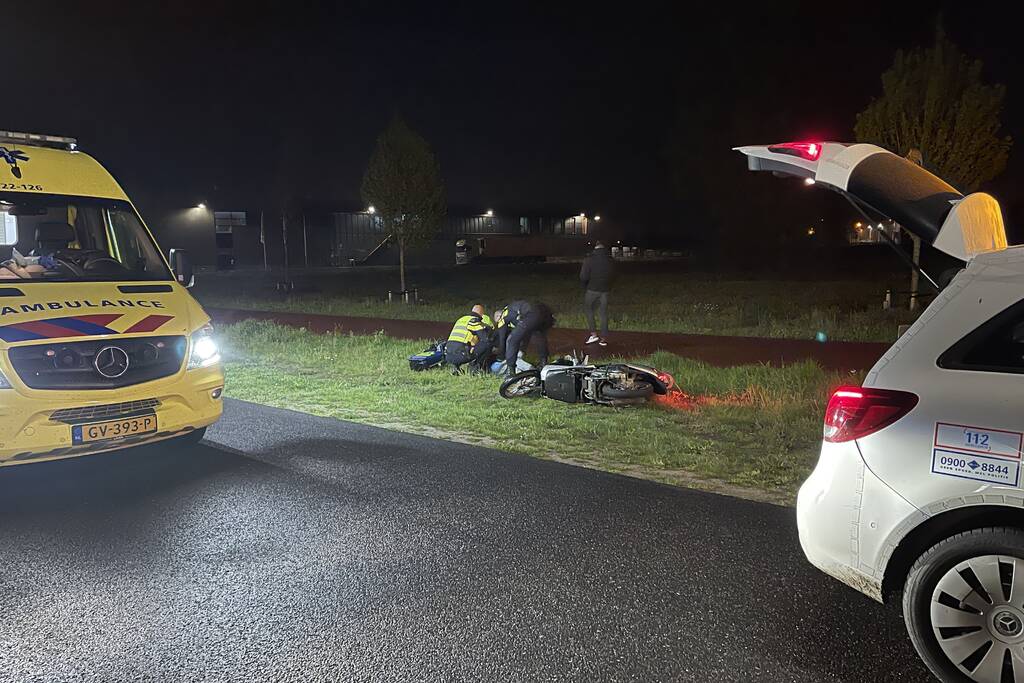 Scooterrijder ernstig gewond bij eenzijdig verkeersongeval