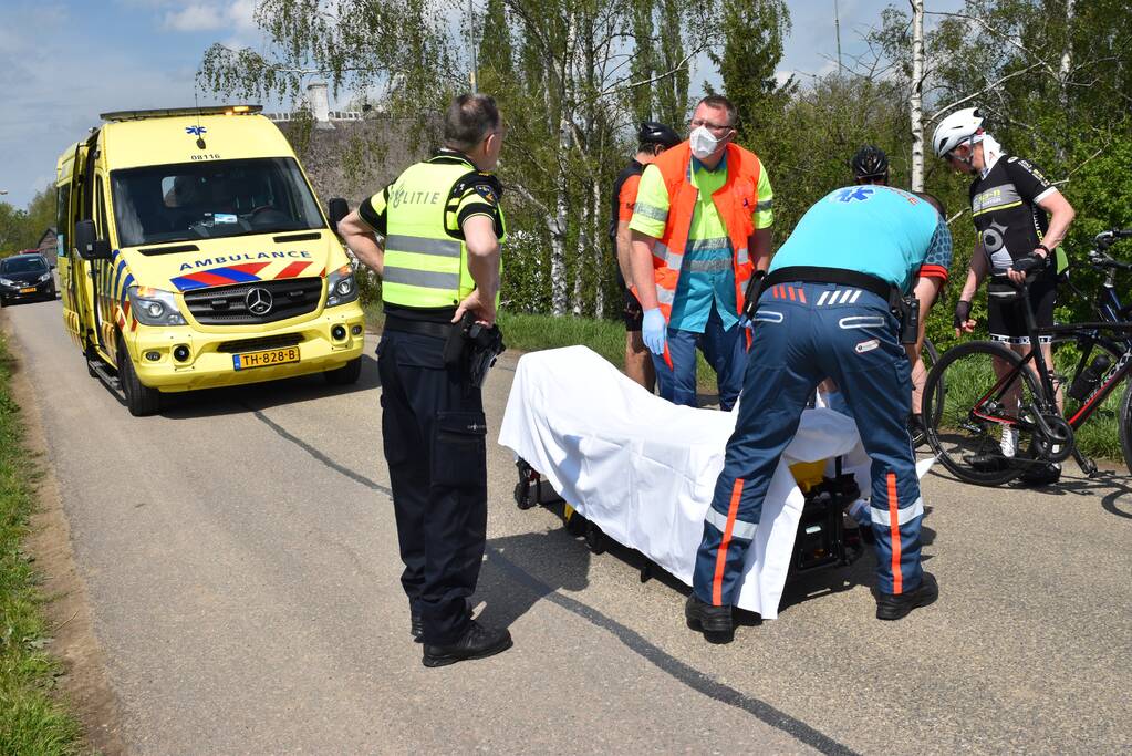 Wielrenner gewond na val