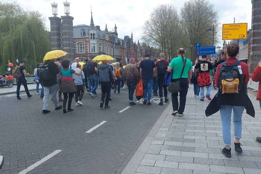 Manifestatie Walk of Freedom tegen coronabeleid
