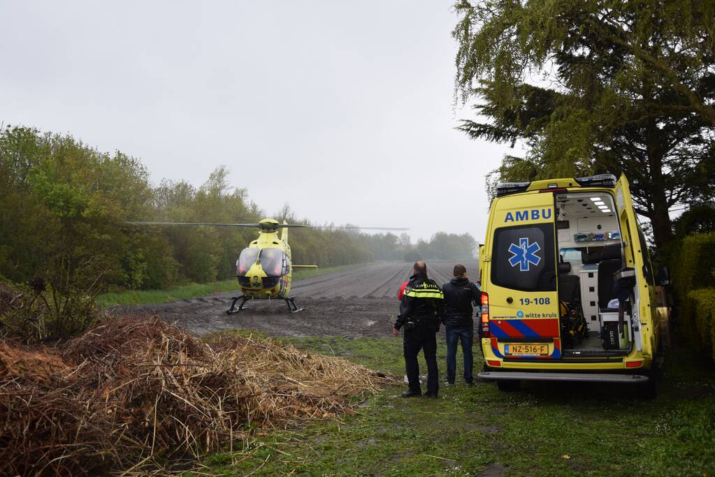 Fietser zwaargewond door valpartij