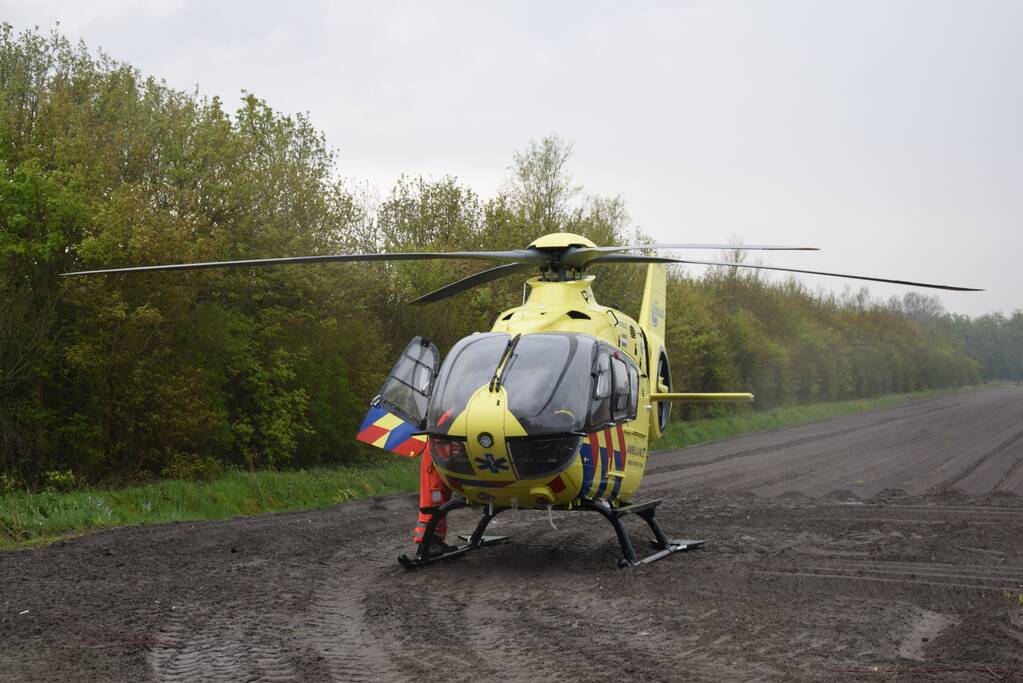 Fietser zwaargewond door valpartij