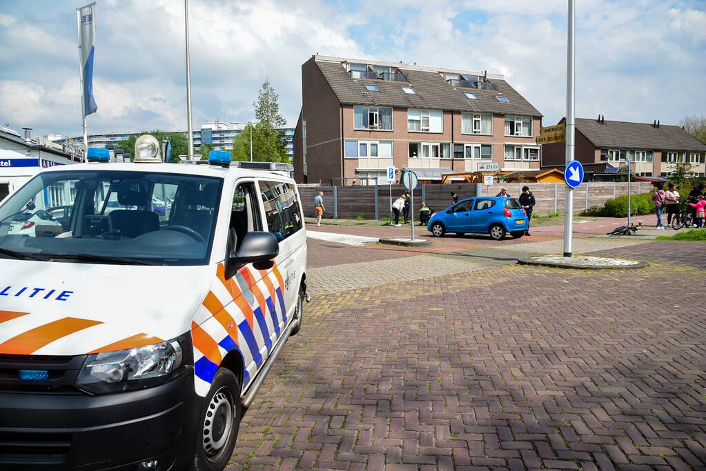 Fietster gewond door botsing met personenauto