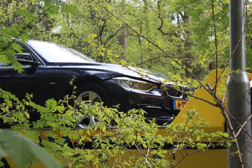 Botsing tussen twee personenauto's