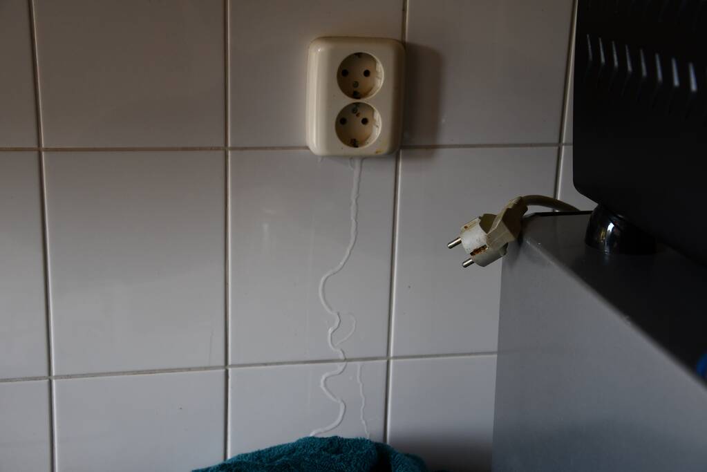 Wietkwekerij aangetroffen na wateroverlast in woning