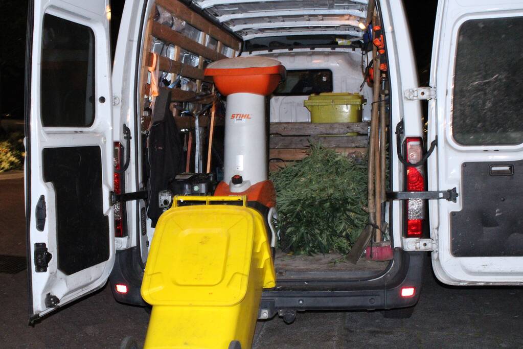 Wietkwekerij aangetroffen na wateroverlast in woning