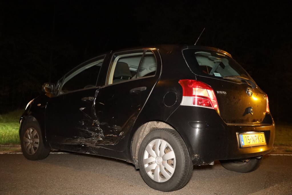 Schade na ongeval op kruising