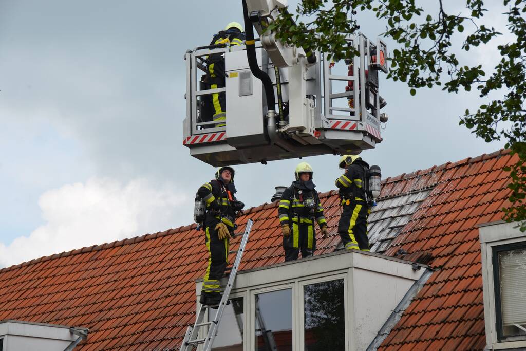 Veel schade na brand op zolder