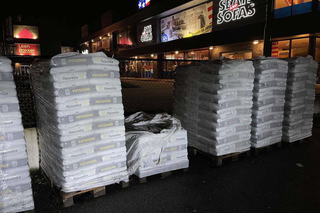 Persfotografen verrichten burgerarrest voor diefstal bij Gamma