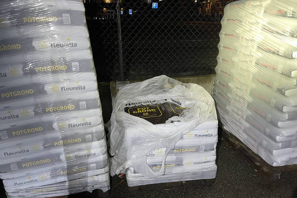 Persfotografen verrichten burgerarrest voor diefstal bij Gamma