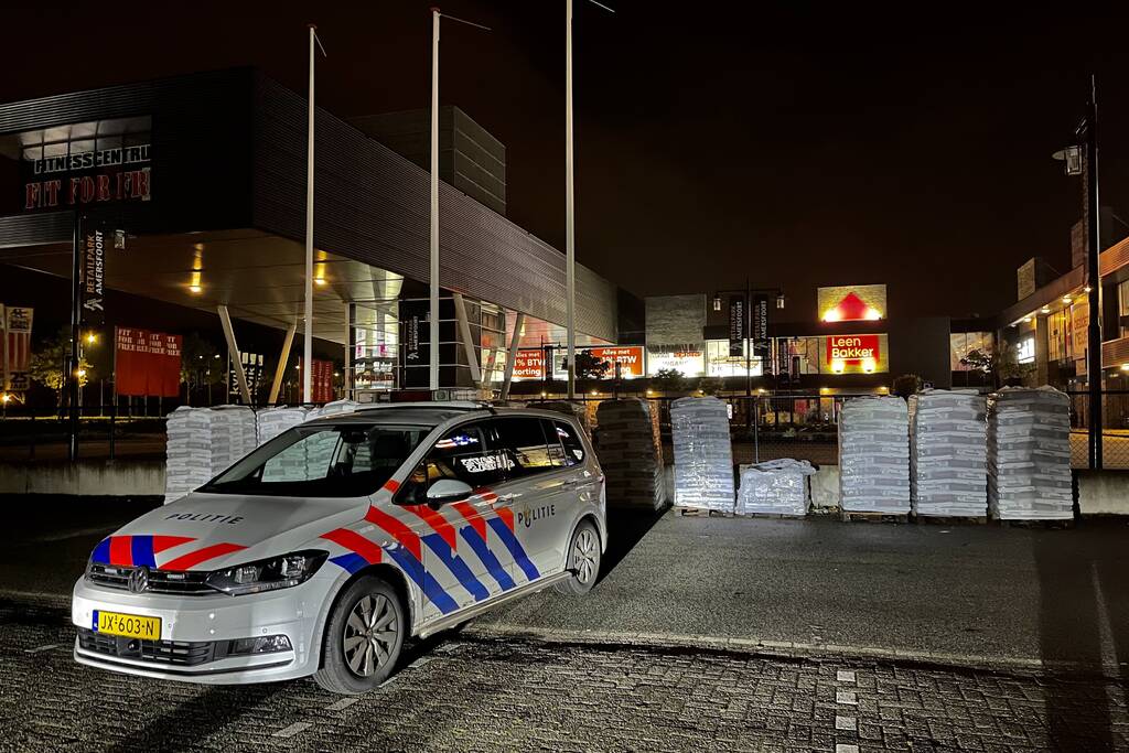 Persfotografen verrichten burgerarrest voor diefstal bij Gamma