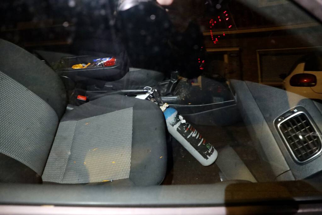 Personenauto gecrashed tijdens achtervolging