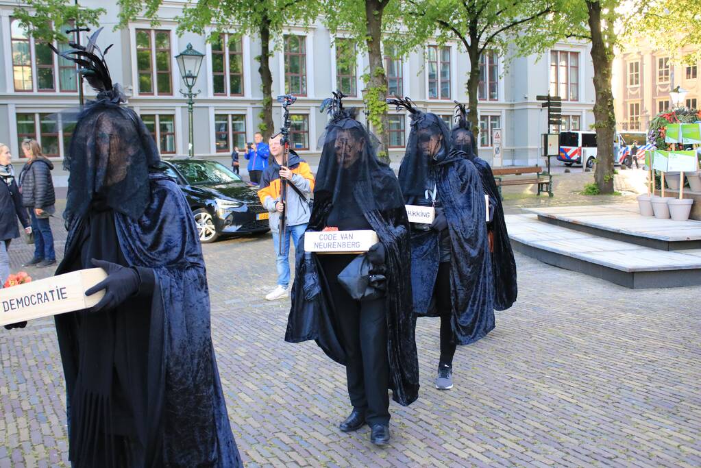 Demonstratie tegen testsamenleving