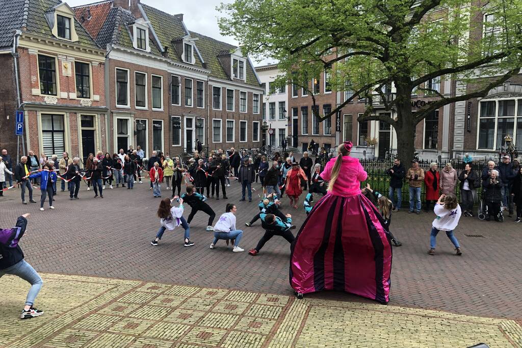 Actie en aanbieden petitie voor toekomst Zalen Schaaf