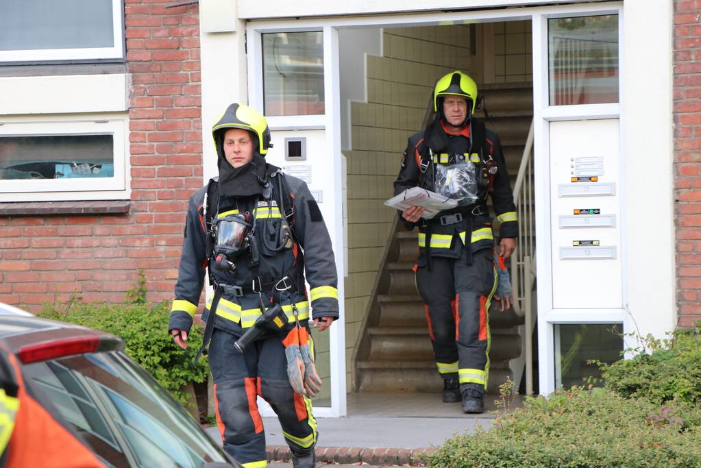 Persoon behandeld na brand in woning