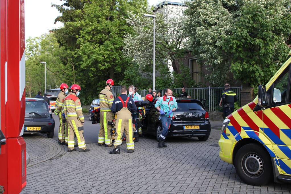 Gewonde bij ongeval tussen twee auto's