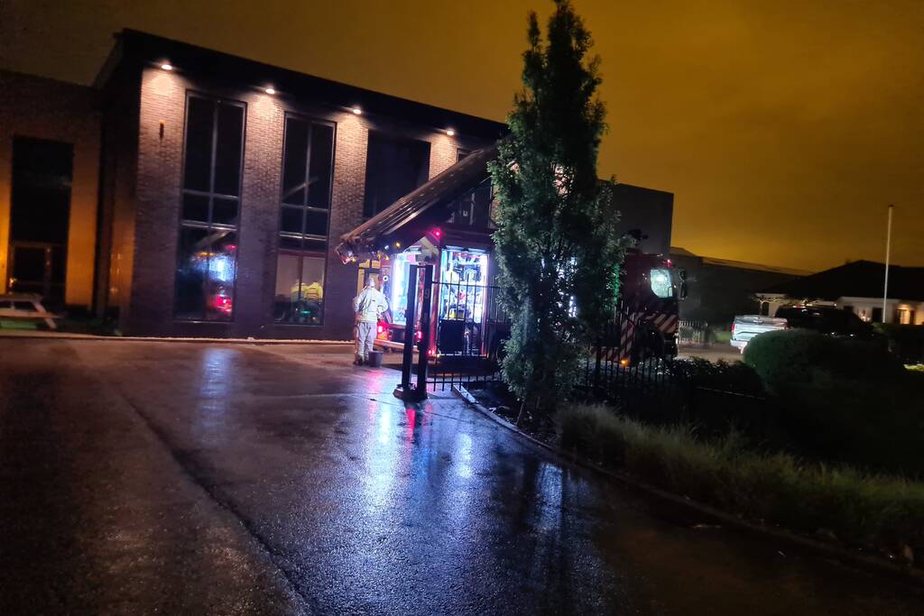 Vrouw onwel door vermoedelijk koolmonoxide