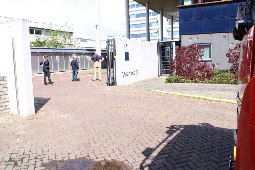 Brandweer doet onderzoek in pand Rijkswaterstaat