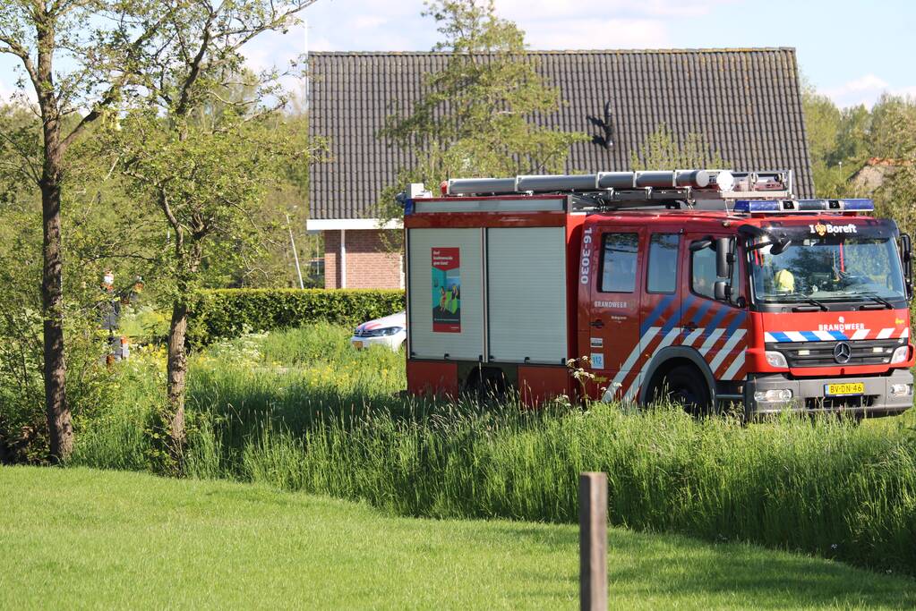 Wielrenner belandt in sloot na aanrijding