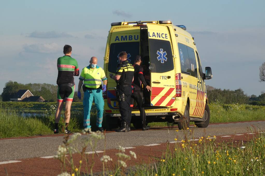Wielrenner gewond bij aanrijding