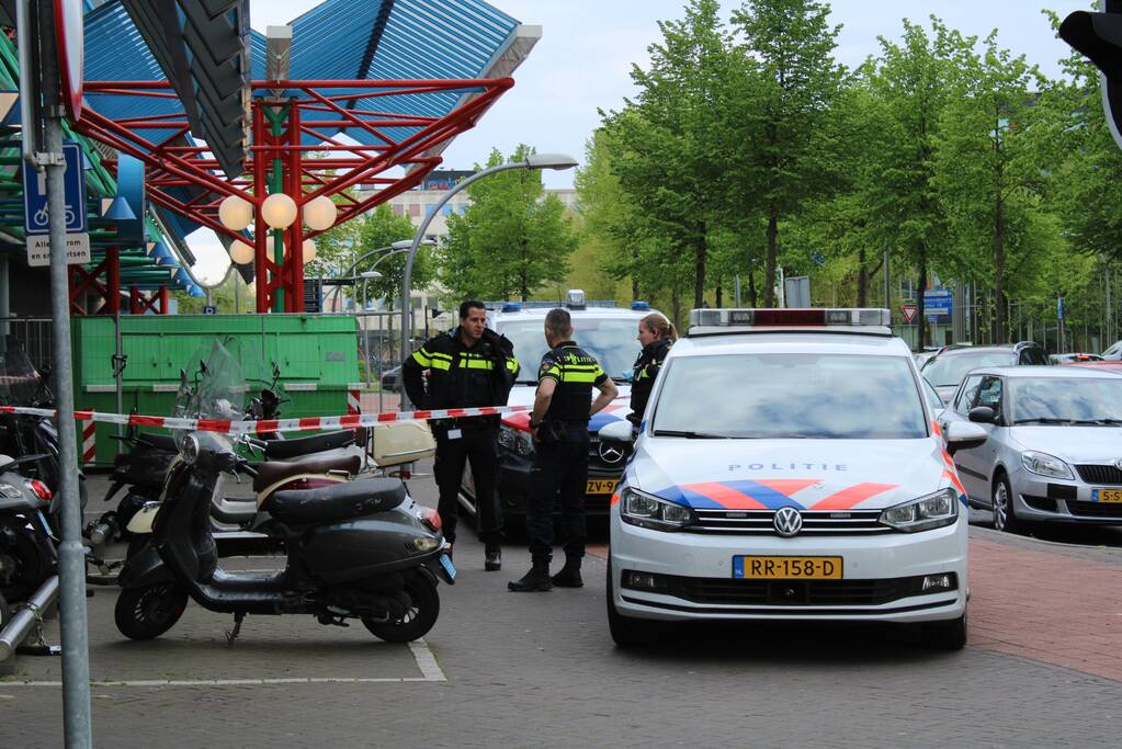 Persoon gewond bij steekincident