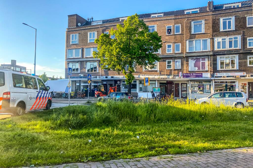 Politie en handhaving ontmantelen hennepkwekerij