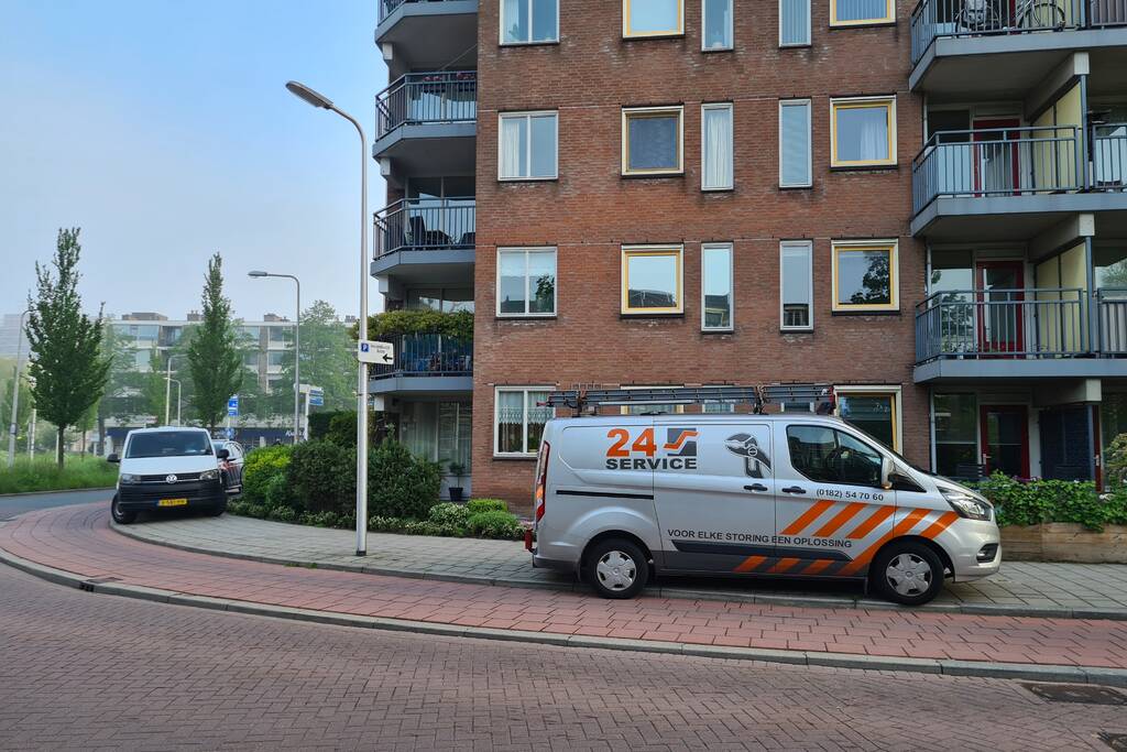 Hennepkwekerij in flat aangetroffen