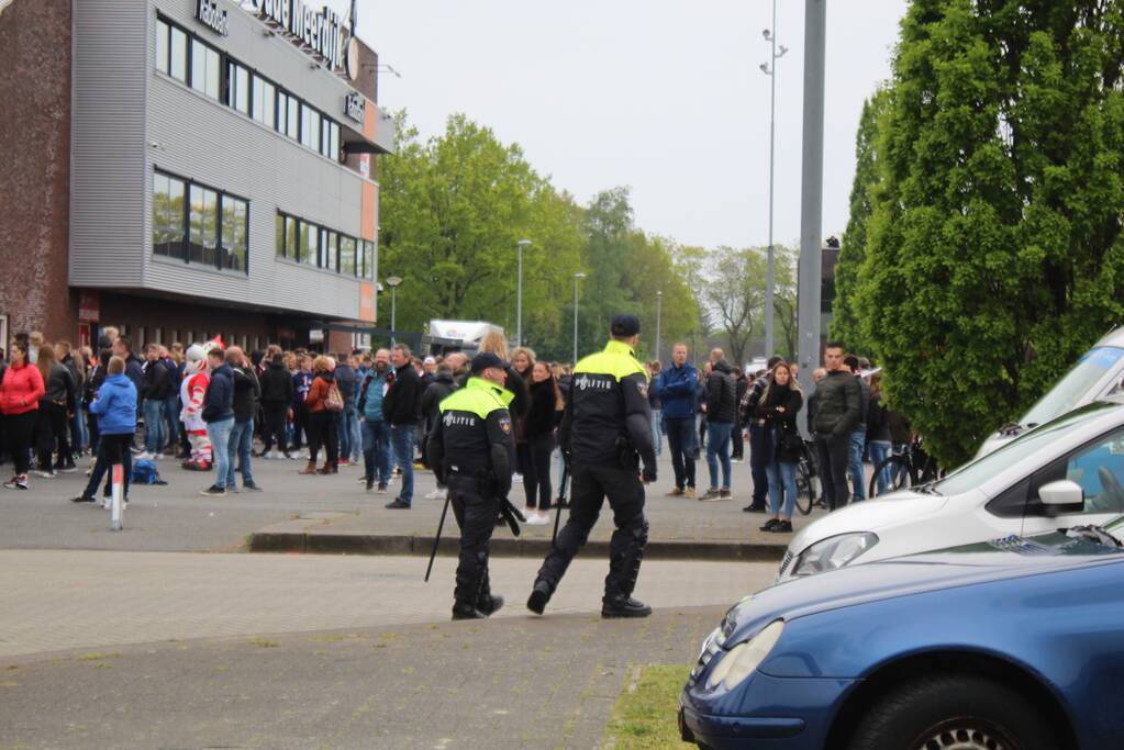 Veel supporters op de been voor play-off wedstrijd