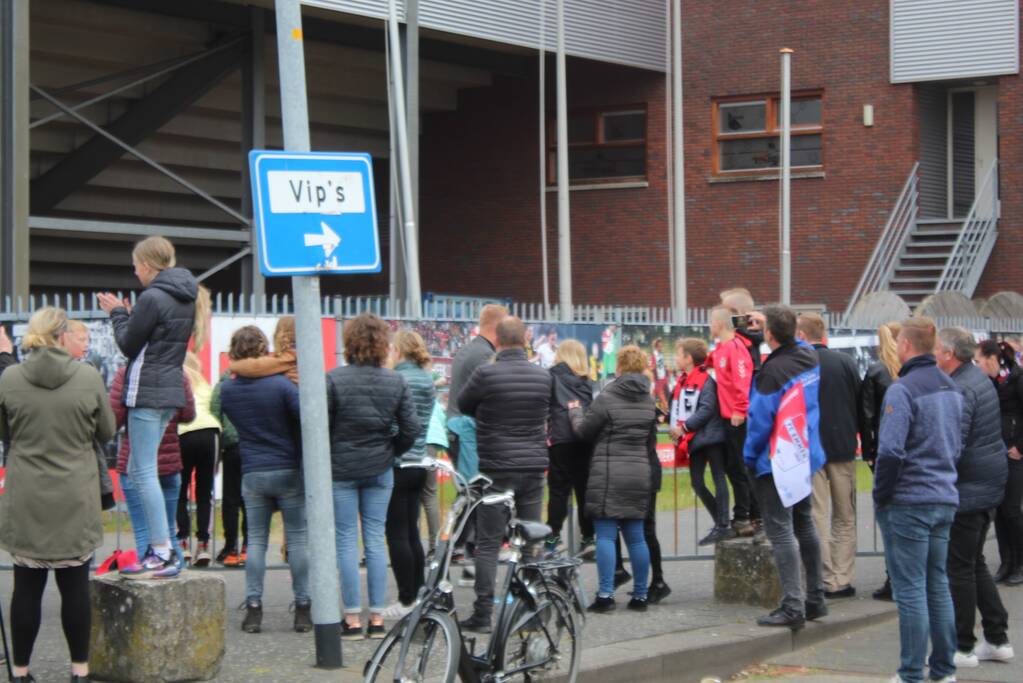 Veel supporters op de been voor play-off wedstrijd